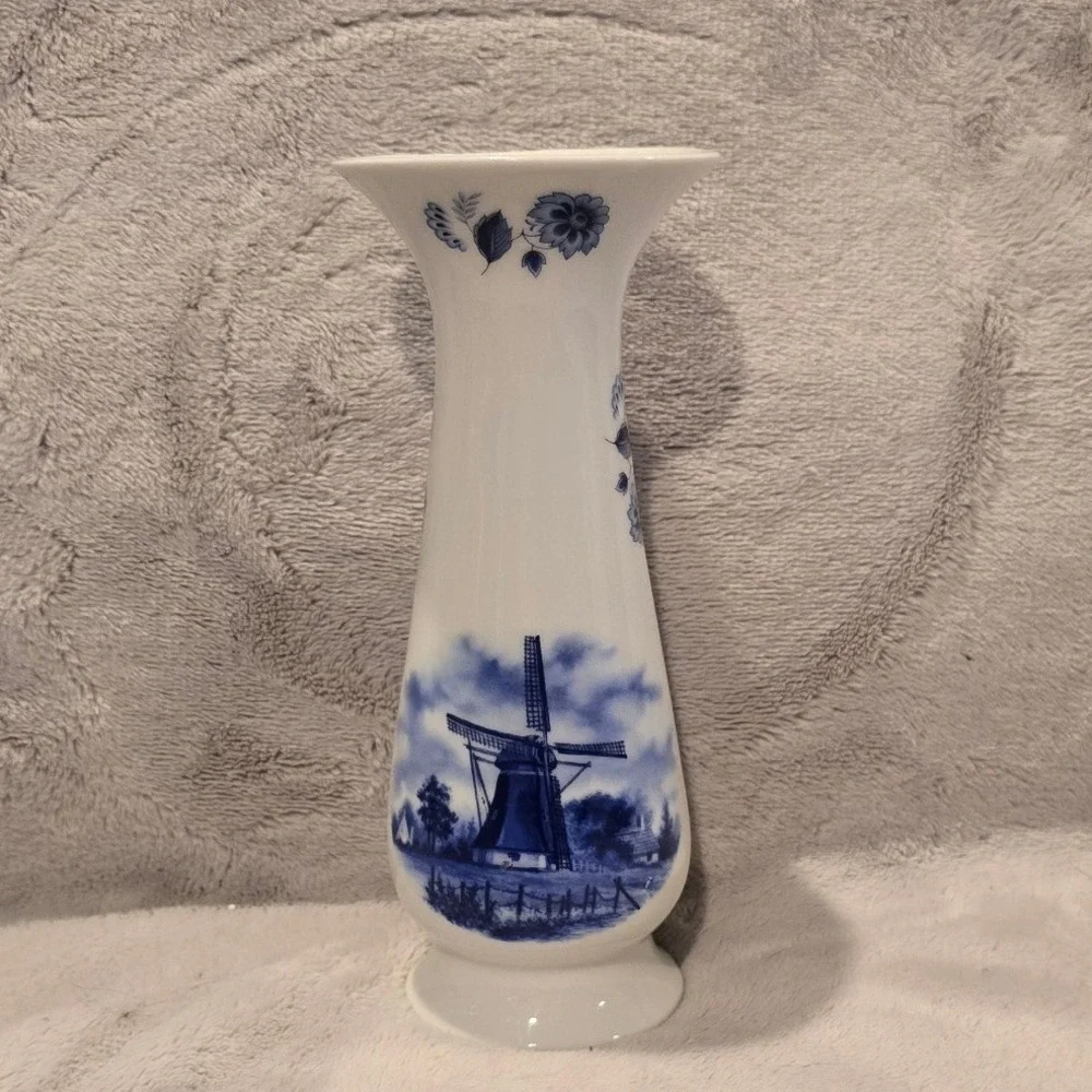 Ter Steege BV Delft Blue Windmill Bud Vase Hand Decorated Holland Porcelain 6.5